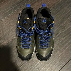 Nike Okwahn II Men’s Sneakers